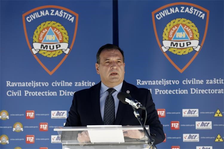 Slika /2020 HR PRES/999.jpg